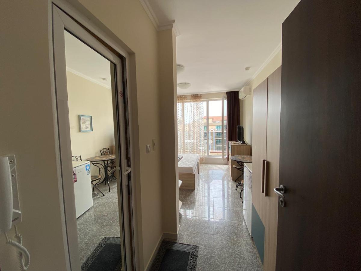 Admiral Plaza C 53 Private Cozy Studio Sunny Beach Exterior foto