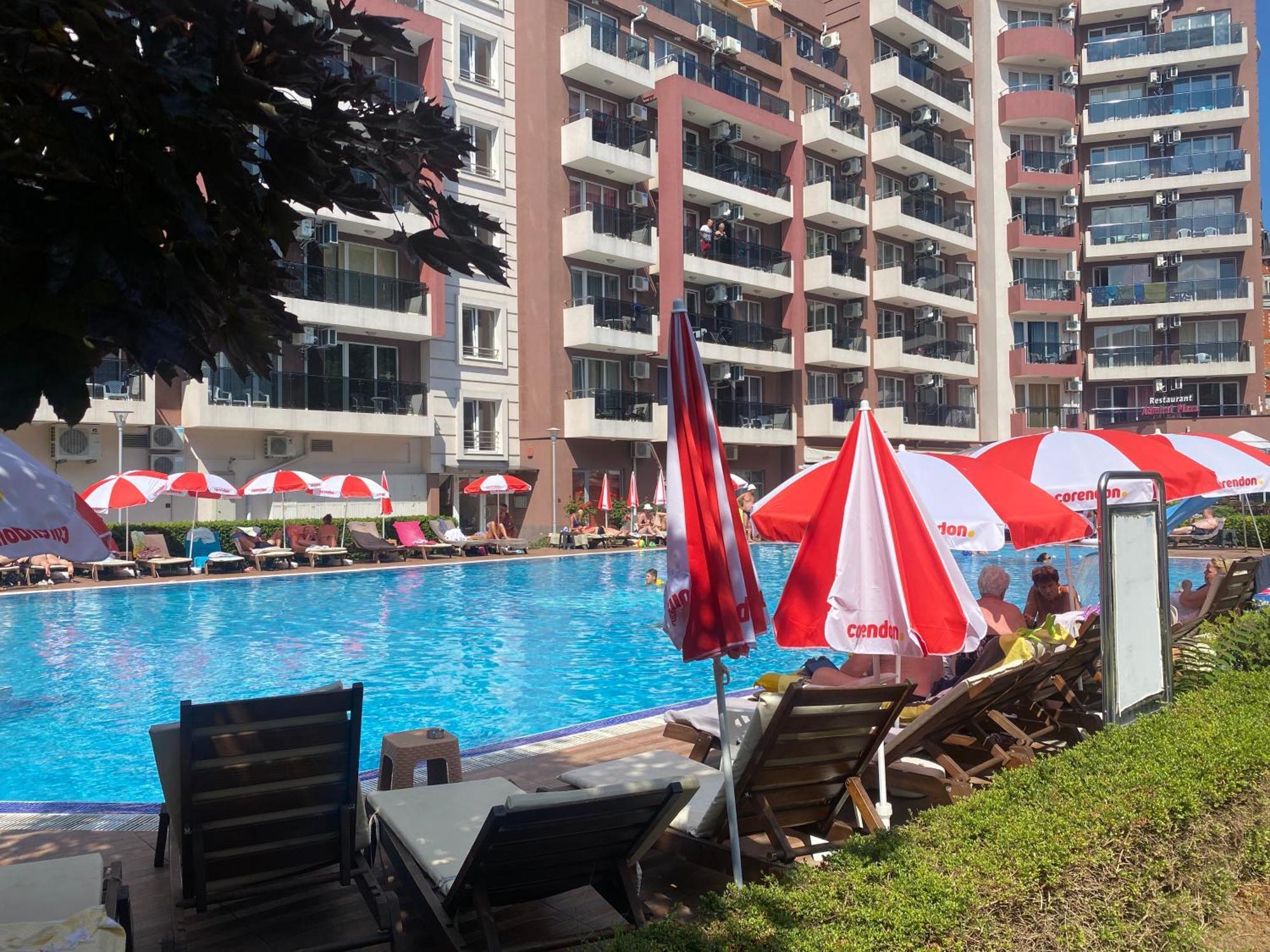 Admiral Plaza C 53 Private Cozy Studio Sunny Beach Exterior foto